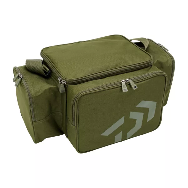 Daiwa Black Widow Compact Tackle Bag Szerelékes Táska 52x30x24cm